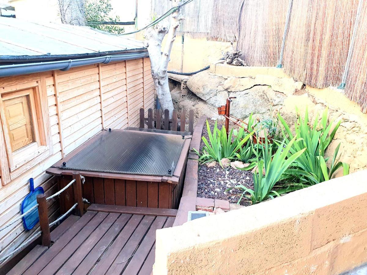 La Chocita De Invitados Hotell Vacarisas Exteriör bild